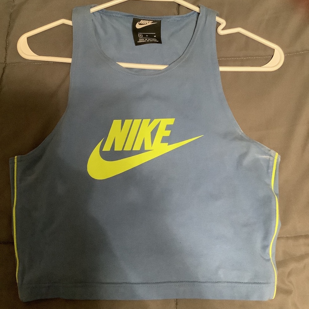 Nike crop  top